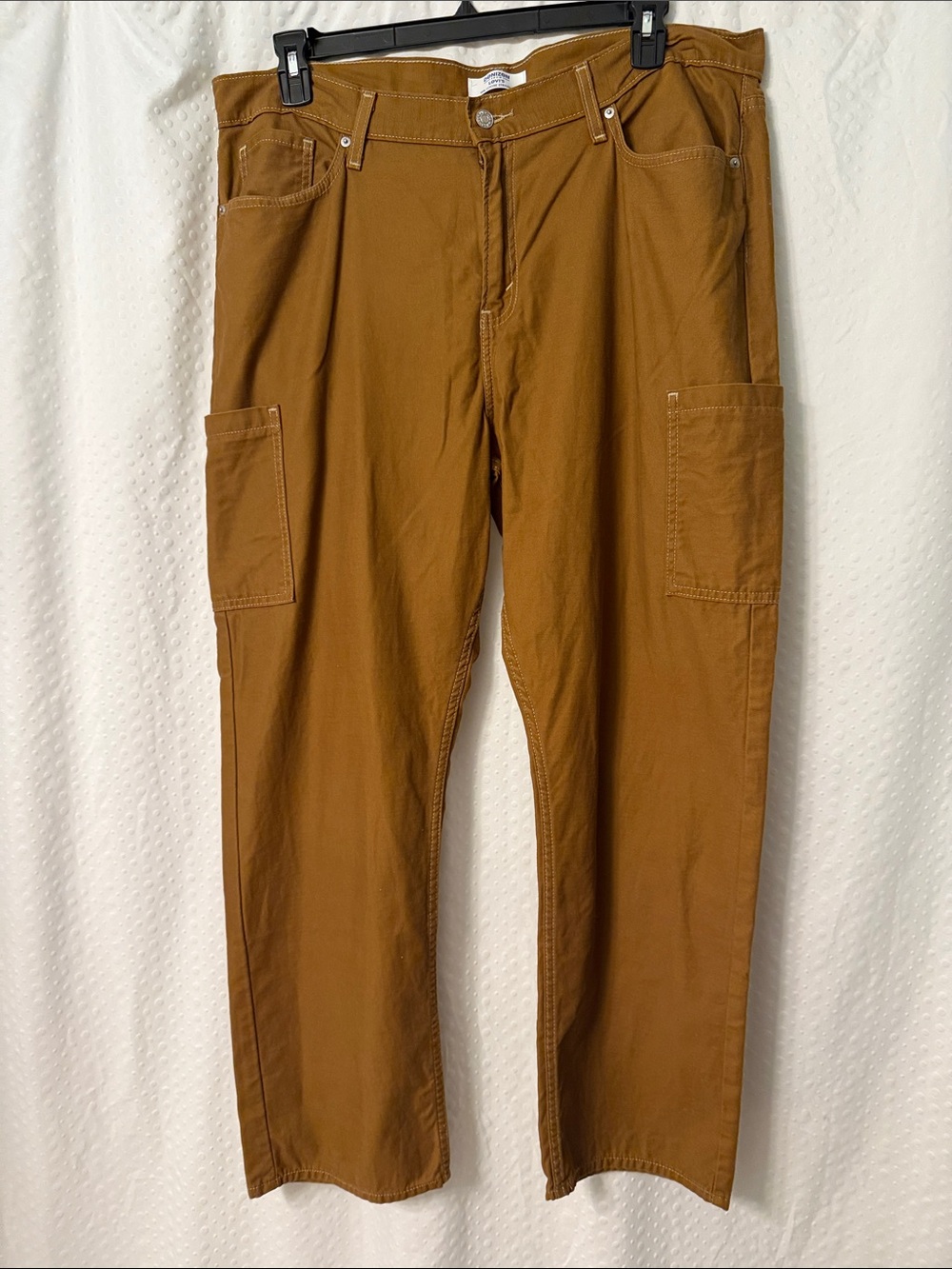 Levi's Women’s Cargo Pants in Caramel Brown Size 18 (W34)